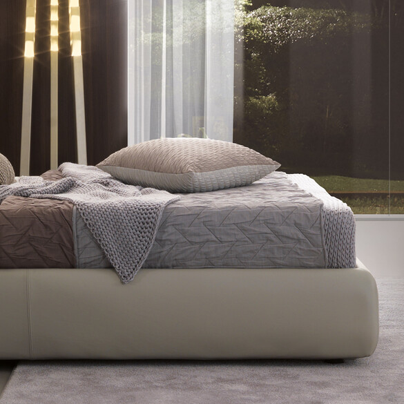 MisuraEmme SUMO Bett mit Bettkasten 160x200 cm, Lederbezug