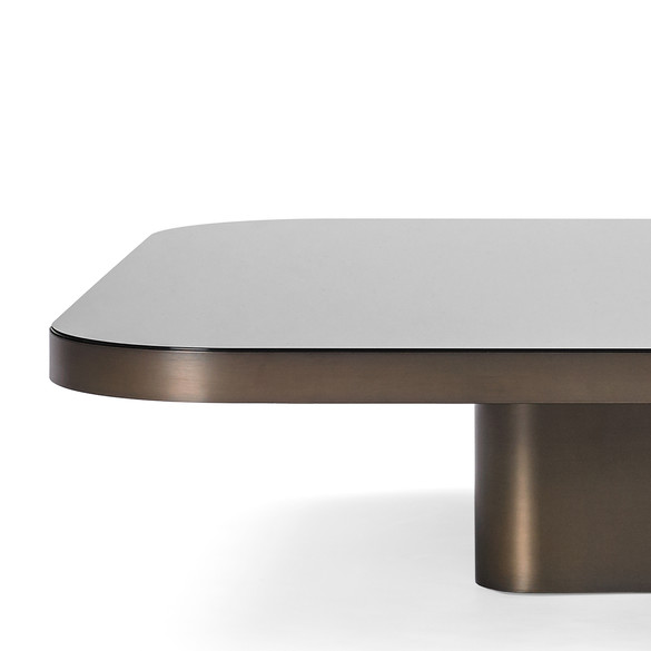 ClassiCon BOW COFFEE TABLE Couchtisch 100x100 cm, Messing brniert