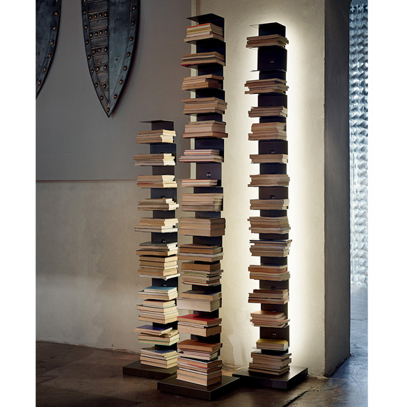Opinion Ciatti PTOLOMEO LUCE 215 Büchersäule mit LED Beleuchtung